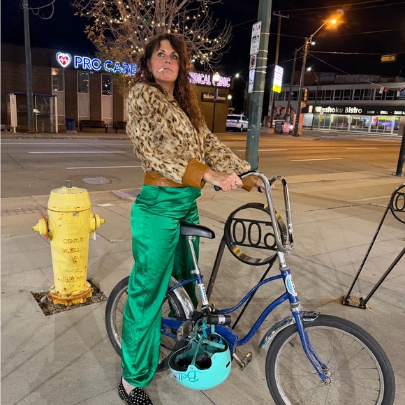 Meet your Posher, Jill - Picture 1 of 1